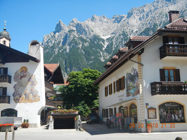 resize1735.jpg